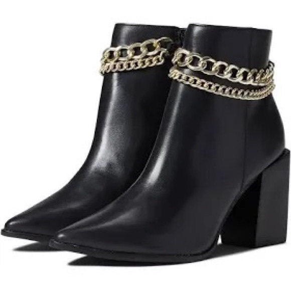 Steve Madden Shoes - Steve Madden womens Perlina Black Bootie- pointed toe,  gold ankle chain  Size 9